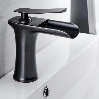 Mai - Single Handle Gold Bathroom Faucet