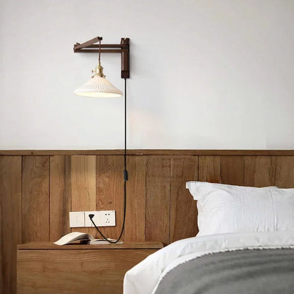 Asne – Adjustable Wood Wall Light